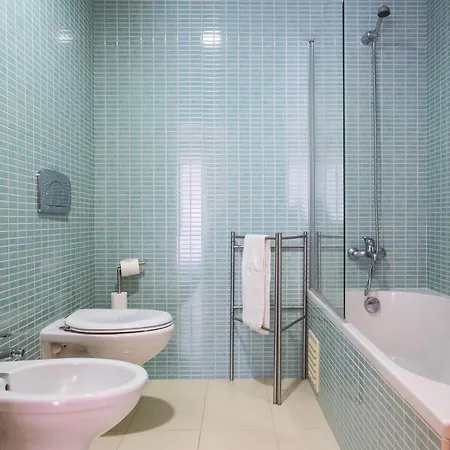 2bed With Rooftop Pool In Marina Village -