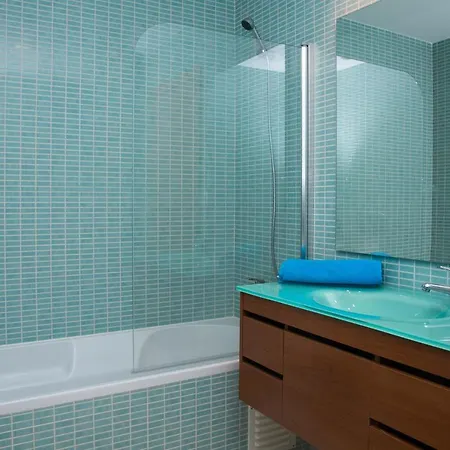 아파트 2bed With Rooftop Pool In Marina Village - 오양